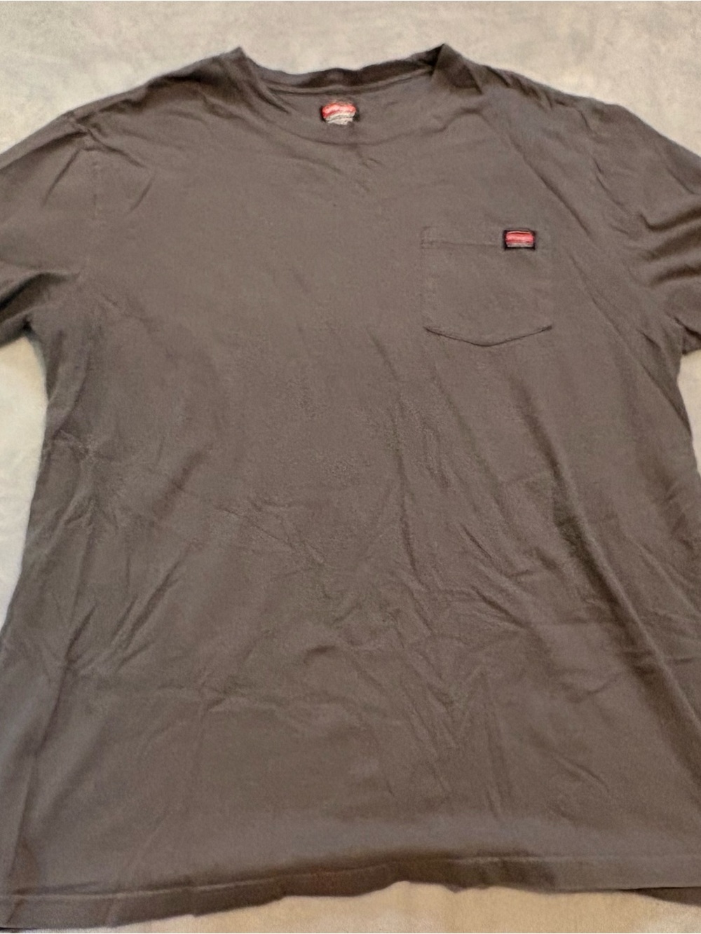 Wrangler Men’s Gray Short-Sleeve Pocket T-Shirt